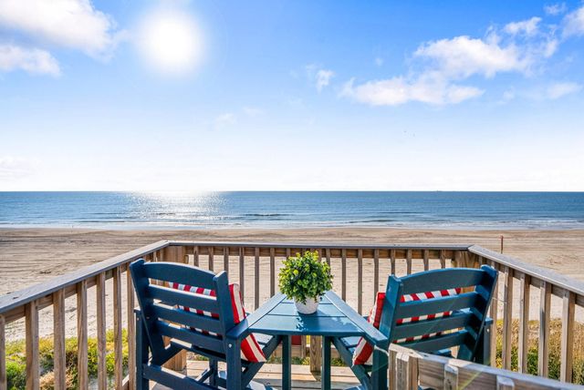 116 I Howard Avenue, Surfside Beach, TX 77541