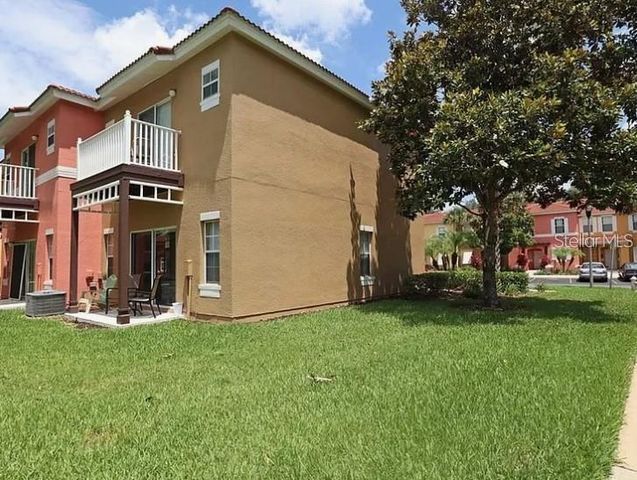 8550 CRYSTAL COVE LOOP, Kissimmee, FL 34747