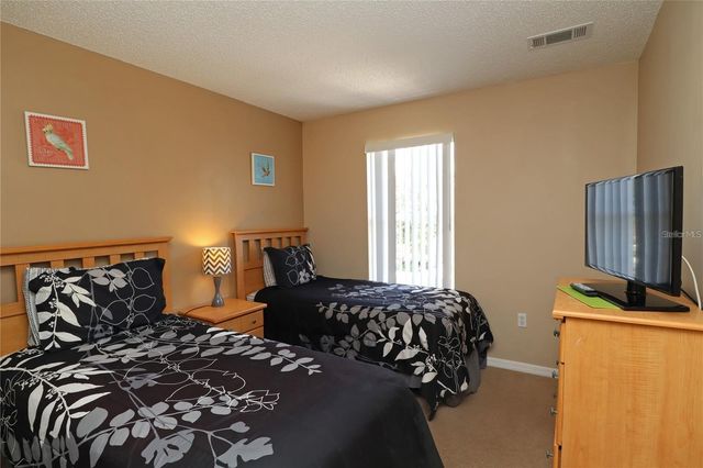 8550 CRYSTAL COVE LOOP, Kissimmee, FL 34747