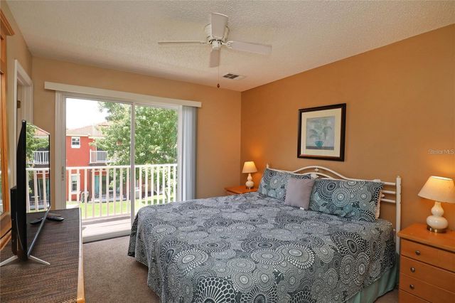 8550 CRYSTAL COVE LOOP, Kissimmee, FL 34747