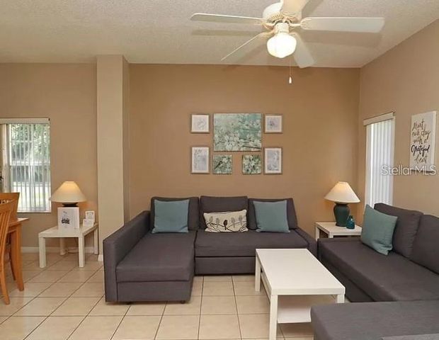 8550 CRYSTAL COVE LOOP, Kissimmee, FL 34747
