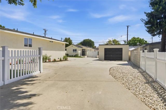 12138 Wright Road, Lynwood, CA 90262