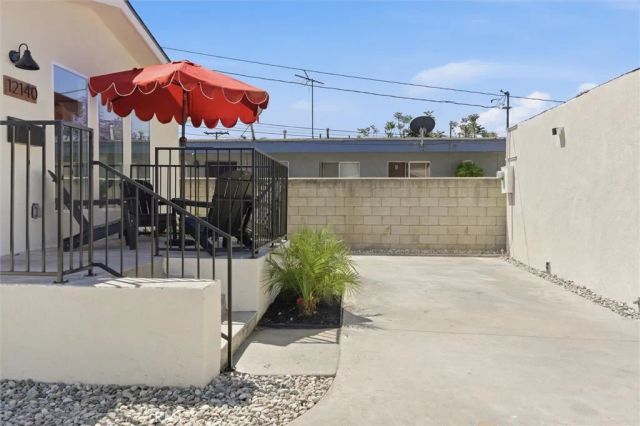 12138 Wright Road, Lynwood, CA 90262