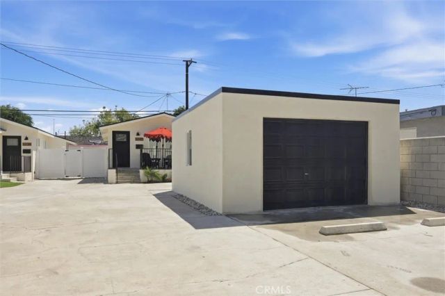 12138 Wright Road, Lynwood, CA 90262