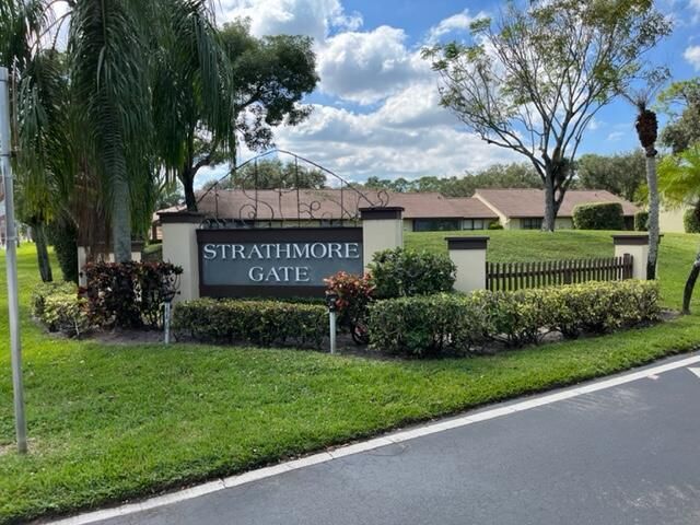 79 Wood Rose Court, Royal Palm Beach, FL 33411