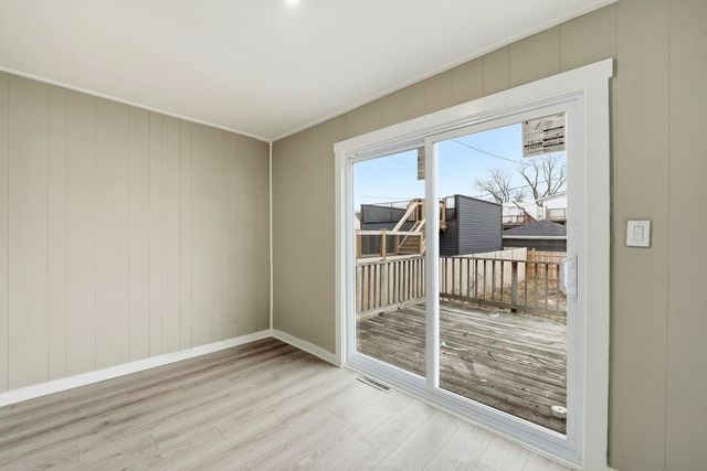 1217 N Harding Avenue 1, Chicago, IL 60651