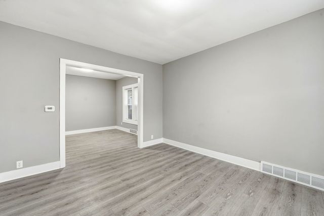 1217 N Harding Avenue 1, Chicago, IL 60651