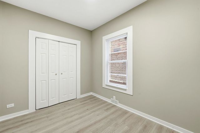 1217 N Harding Avenue 1, Chicago, IL 60651