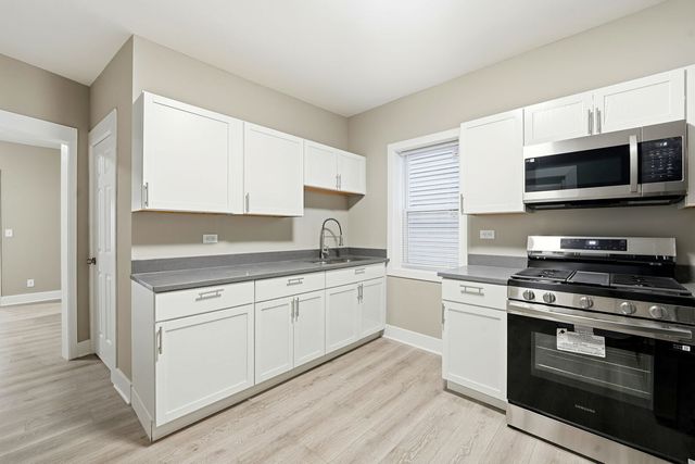 1217 N Harding Avenue 1, Chicago, IL 60651