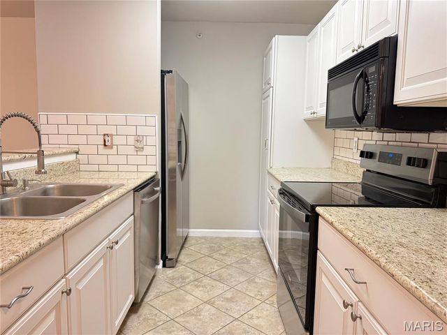 3605 Tracey Rich Road 3D, St Louis, MO 63125