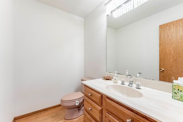 187 Hilltop Drive, Lake In The Hills, IL 60156