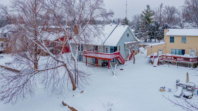 187 Hilltop Drive, Lake In The Hills, IL 60156