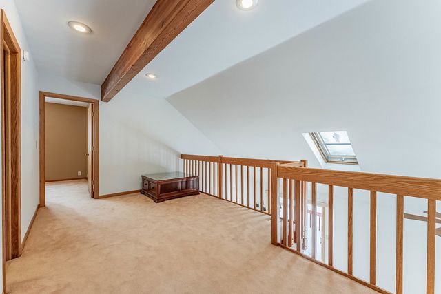 187 Hilltop Drive, Lake In The Hills, IL 60156