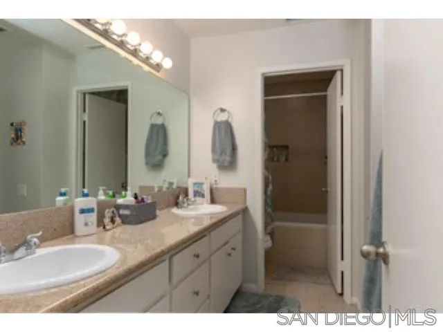 10136 Caminito Mulege, San Diego, CA 92126
