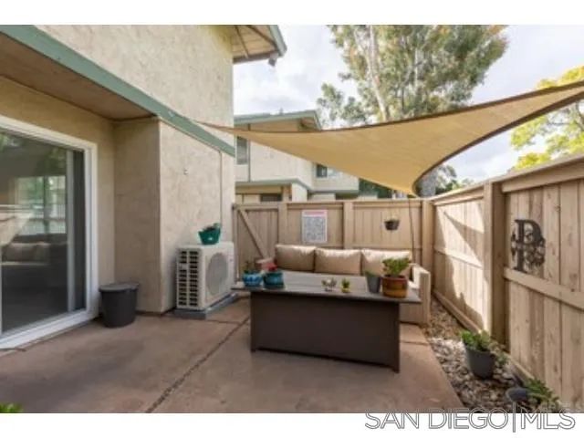 10136 Caminito Mulege, San Diego, CA 92126