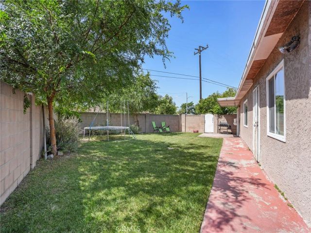 13478 Fanshaw Avenue, Paramount, CA 90723