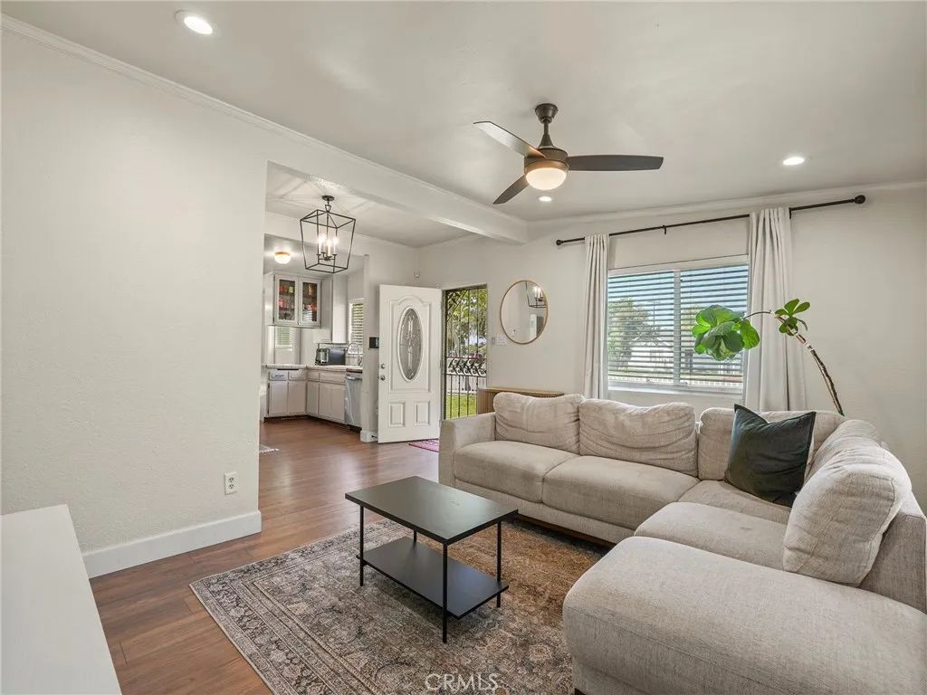 13478 Fanshaw Avenue, Paramount, CA 90723