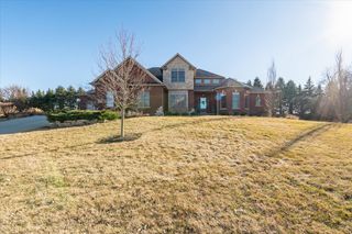 9580 Janel Drive, Bloomington, IL 61705