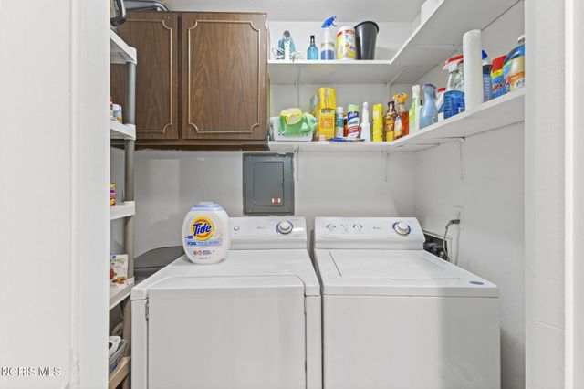 5679 Monroe Street, Unit 209, Sylvania, OH 43560