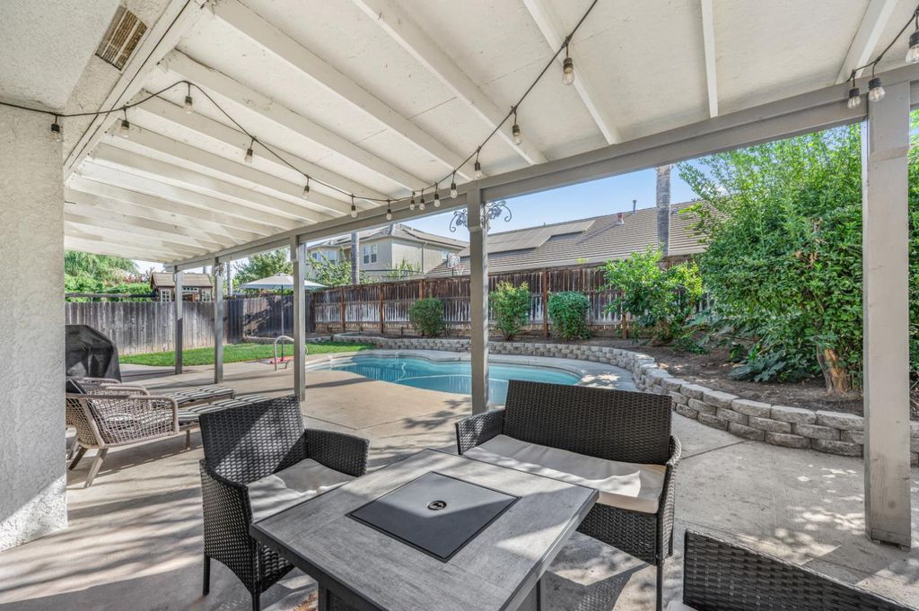 Image 32 of property listing at 7276 N Gregory Avenue, Fresno, CA 93722