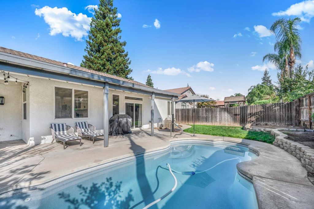 Image 34 of property listing at 7276 N Gregory Avenue, Fresno, CA 93722