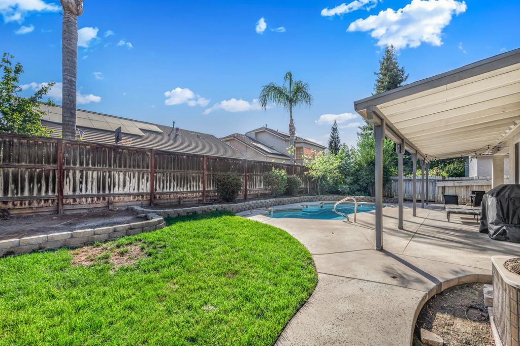 Image 36 of property listing at 7276 N Gregory Avenue, Fresno, CA 93722