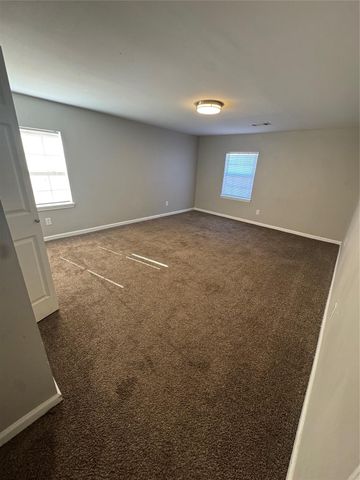 8502 N Main Street, Houston, TX 77022