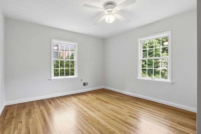 106 Concord Rd, Bedford, MA 01730