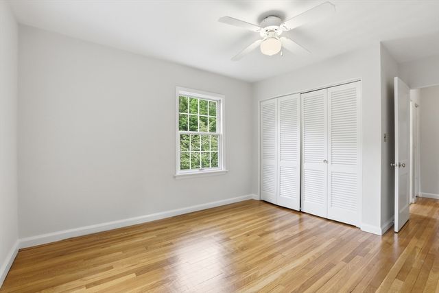 106 Concord Rd, Bedford, MA 01730