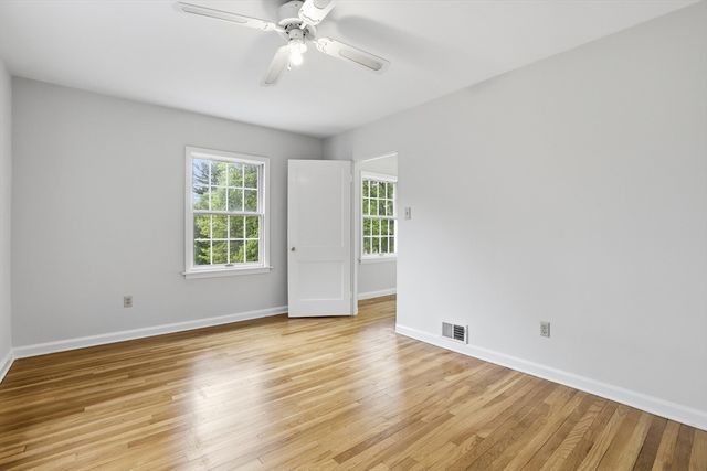 106 Concord Rd, Bedford, MA 01730