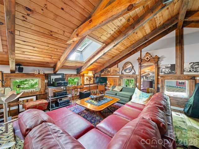 311 Old Sawmill Road, Burnsville, NC 28714
