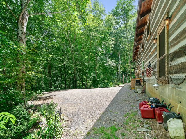 311 Old Sawmill Road, Burnsville, NC 28714