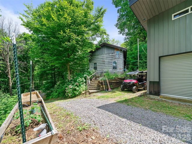311 Old Sawmill Road, Burnsville, NC 28714