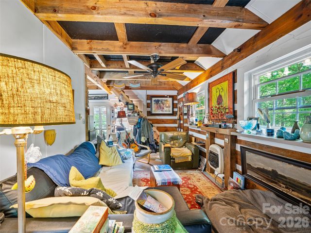 311 Old Sawmill Road, Burnsville, NC 28714
