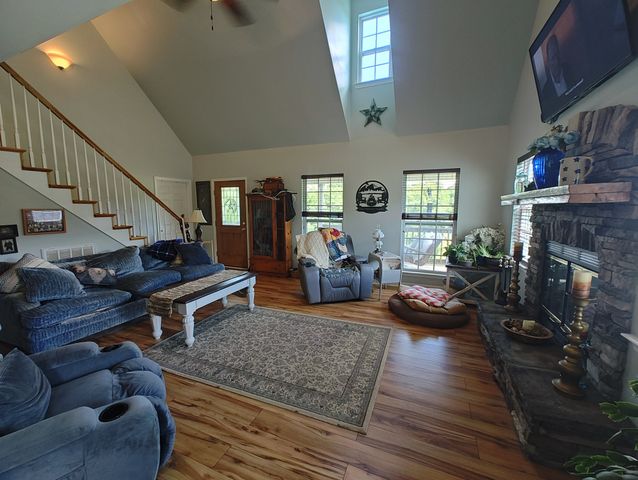 2770 Beech Log Rd, Watertown, TN 37184
