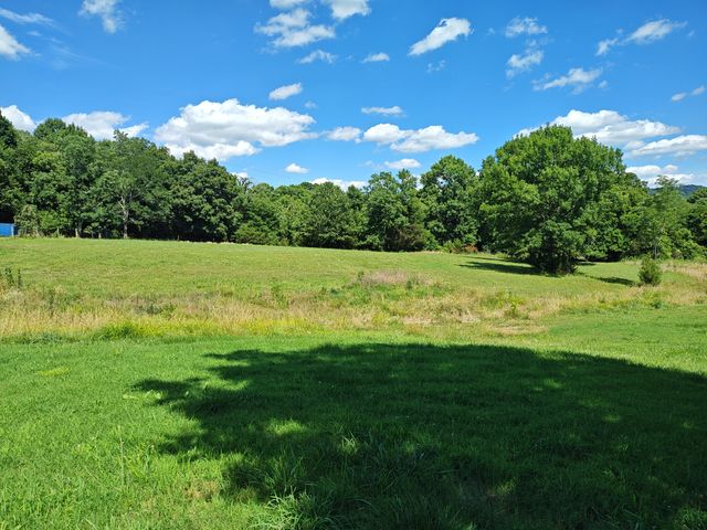 2770 Beech Log Rd, Watertown, TN 37184