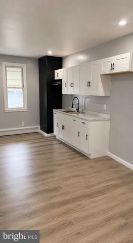 445 N 3RD AVE, Lebanon, PA 17046