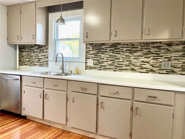 24 George Street, Westerly, RI 02891