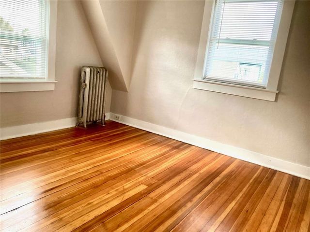 24 George Street, Westerly, RI 02891