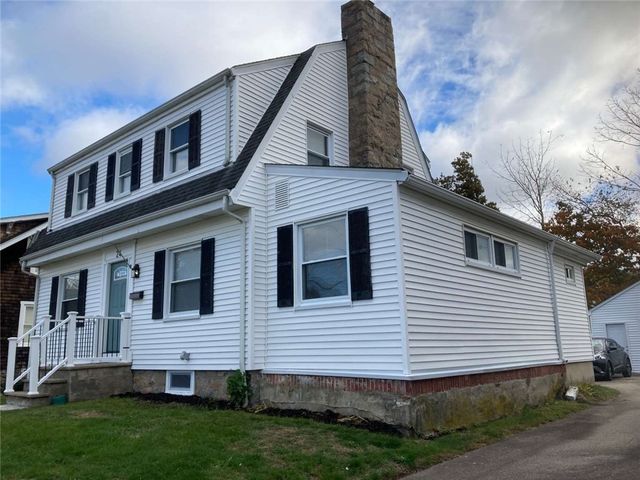 24 George Street, Westerly, RI 02891