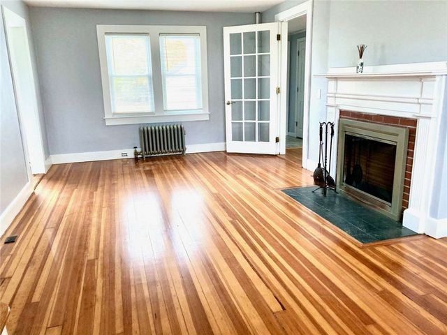 24 George Street, Westerly, RI 02891