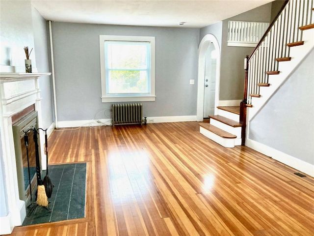 24 George Street, Westerly, RI 02891