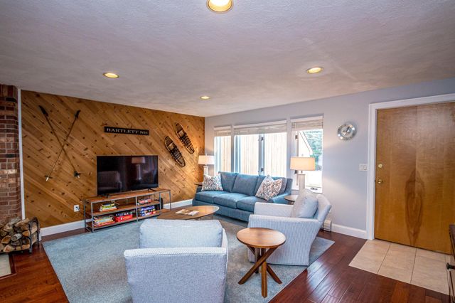 9 Top Notch Road, Bartlett, NH 03812