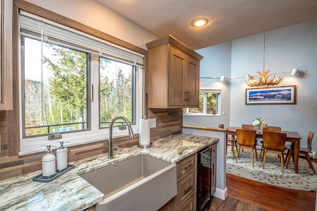 9 Top Notch Road, Bartlett, NH 03812