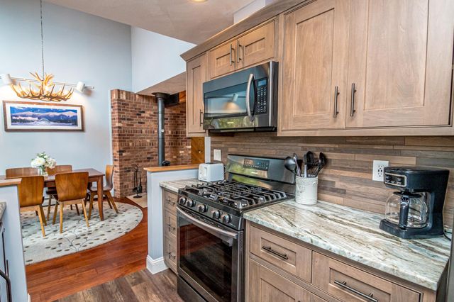 9 Top Notch Road, Bartlett, NH 03812