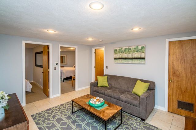 9 Top Notch Road, Bartlett, NH 03812