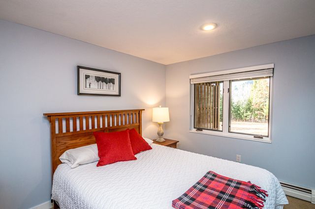 9 Top Notch Road, Bartlett, NH 03812