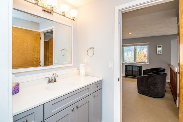 9 Top Notch Road, Bartlett, NH 03812