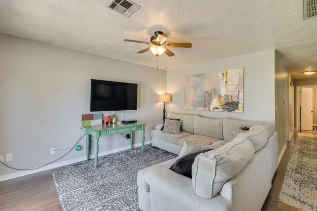2307 Dakota Street, Norman, OK 73069