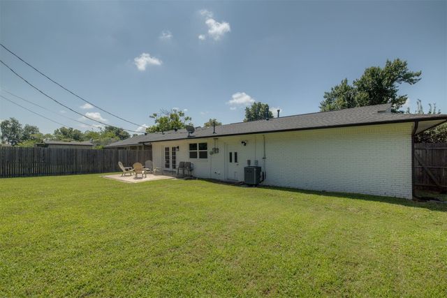 2307 Dakota Street, Norman, OK 73069